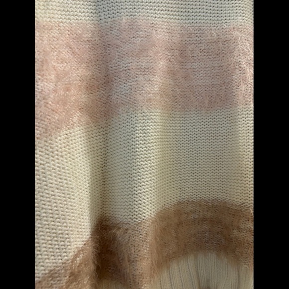 Colorblock striped fuzzy oversize sweater - Picture 5 of 6